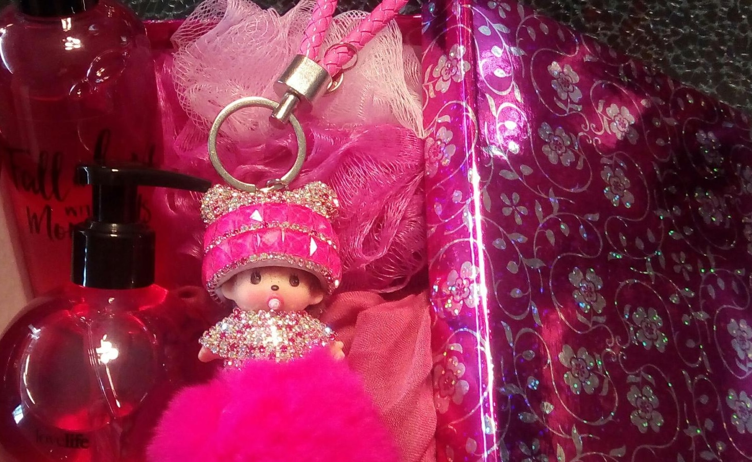 Coffret cadeau Kiki de couleur rose